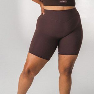 Balance Athletica Obsidian Rider Shorts - S